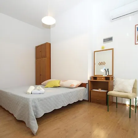Apartment Fuer 2 Personen Ca 22 Qm In Pula, Istrien Istrische Riviera Pula